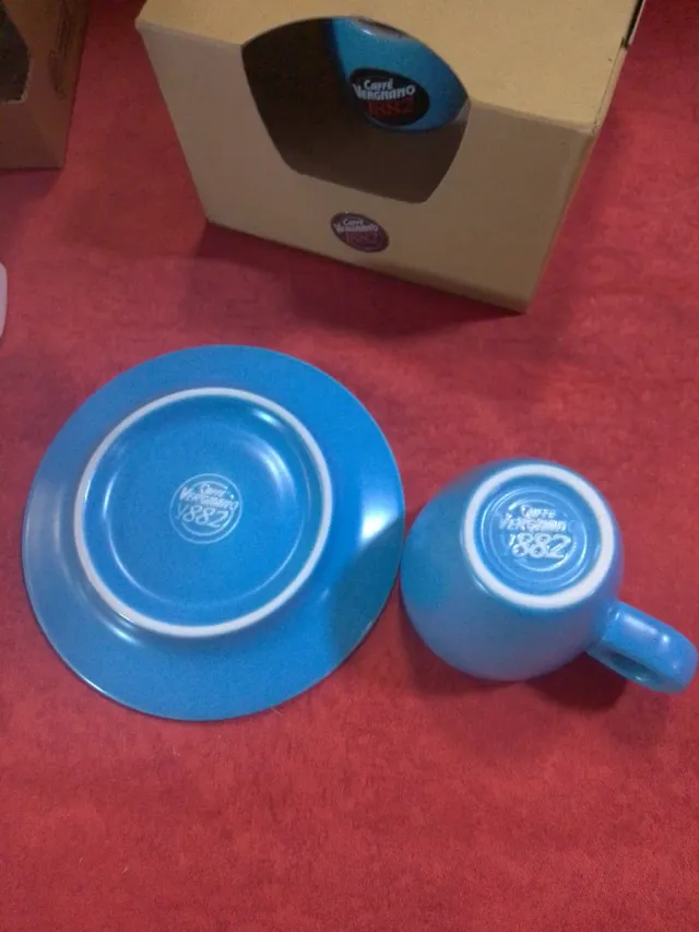 Set Moka e 4 Tazzine Caffè Vergano