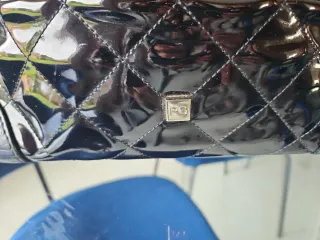 Bolso Purificación García Negro Charol