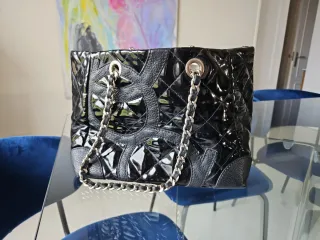 Bolso Purificación García Negro Charol