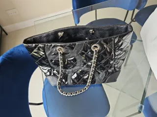 Bolso Purificación García Negro Charol