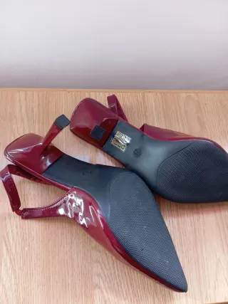 Zapatos de vestir rojos