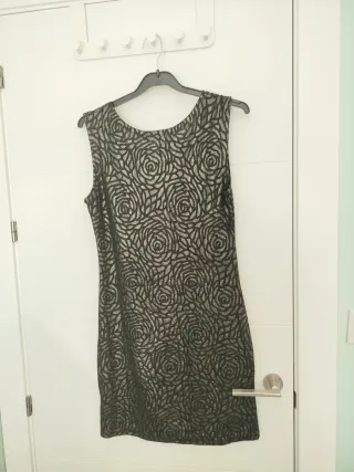 Vestido fiesta negro y dorado