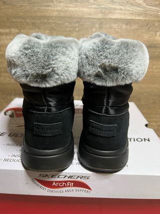 Botas Nieve Skechers Go Walk Arch Fit Talla 39.5