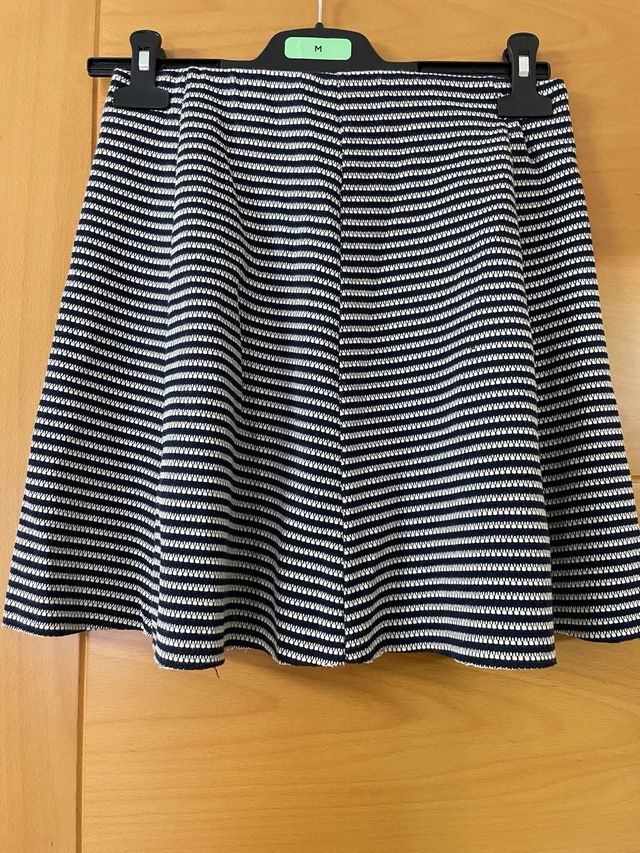 Falda de rayas azul y blanco talla M