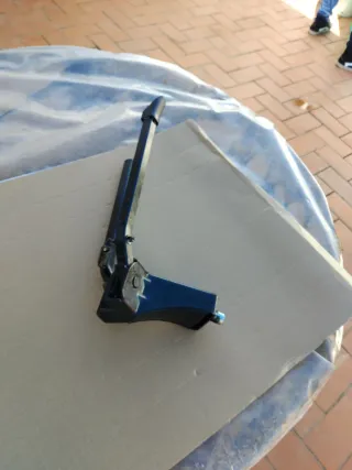 Pie de bicicleta negro