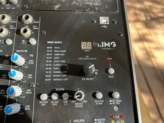 Mesa de mezclas Stageline Max-82UFX 10 canales