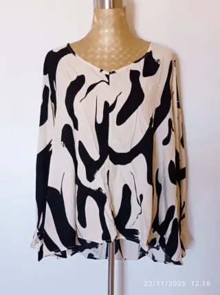 Blusa Talla 50 Beige y Negra