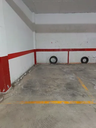 Amplia plaza de garaje