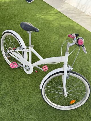 Bicicleta infantil niña blanca