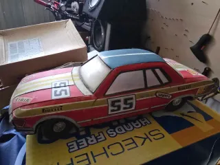 Coche de hojalata antiguo CIBIE Pirelli