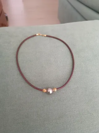 Gargantilla perla gris y oro