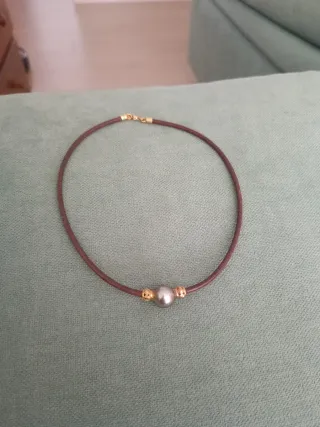 Gargantilla perla gris y oro