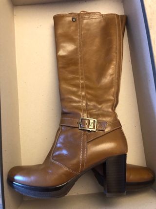 Botas de cuero NeroGiardini Marrón