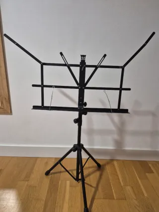 Atril Soporte Partituras Negro GUIL AT-02