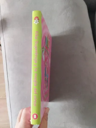 Kika Superbruja y la magia del circo (Kika Supe...