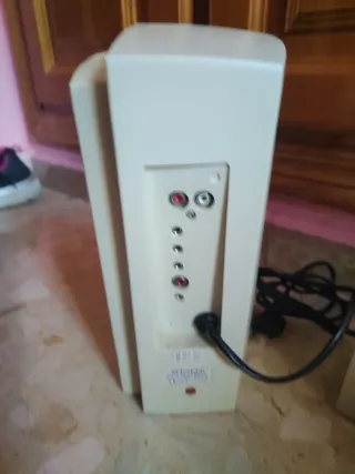 Altavoces de ordenador