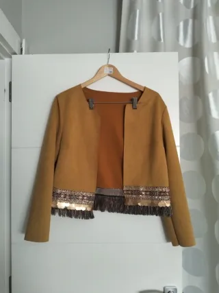 Conjunto Chaqueta y Falda Marrón Dorado