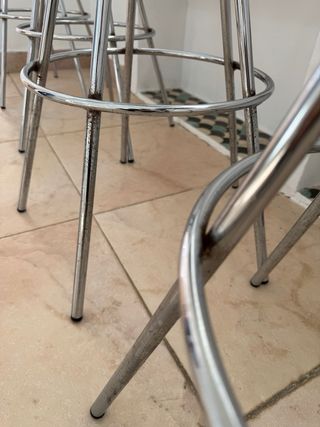 4 Taburetes Giratorios Metal Cromado