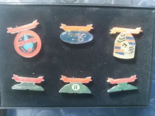 Lotes de Pines Marcas de Coches