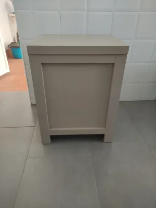 Cómoda de madera gris 3 cajones