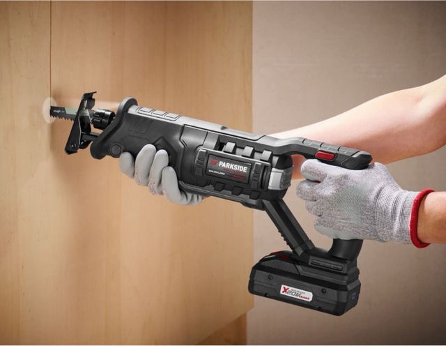 Sierra Sable Parkside 20V SIN BATERIA