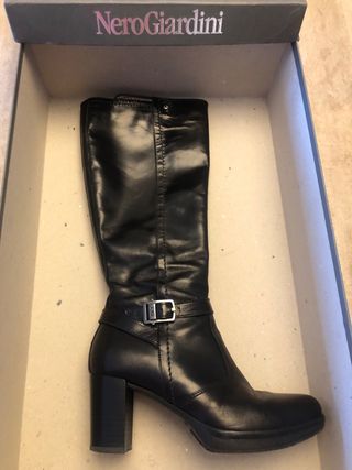 Botas NeroGiardini Cuero Negro Talla 35