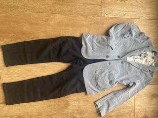 Traje de vestir niño americana y chino talla 7.