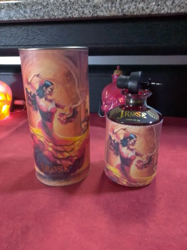 Bottiglia Gin J.Rose con astuccio