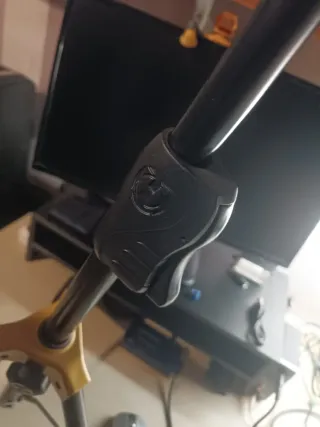 Soporte Guitarra/Bajo Hércules