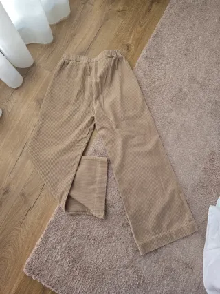 Pantalón beige de pana Mayoral