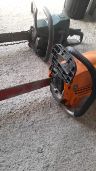 2 Motosierras Naranja y Verde