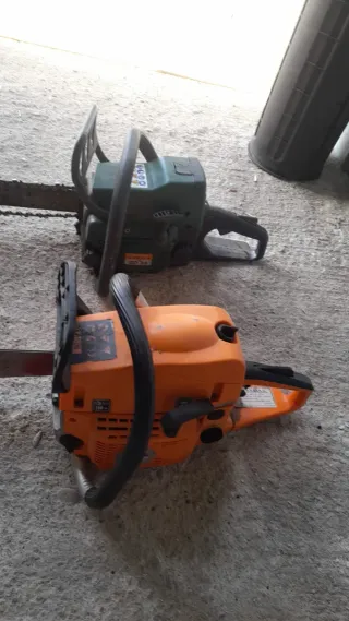 2 Motosierras Naranja y Verde