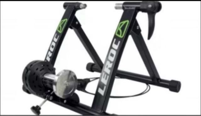 Rodillo de entrenamiento LEROC para bicicleta