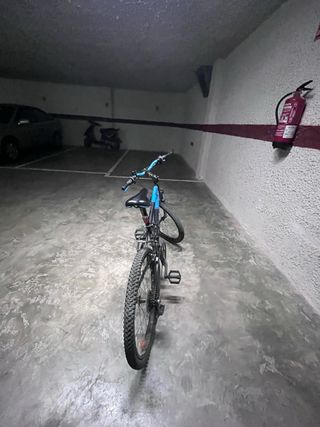 Bicicleta niño 26 (8-15 años) con 6 machas