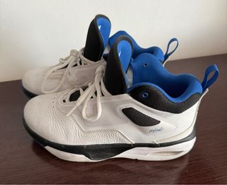 Jordan Stay Loyal 3 Bambas