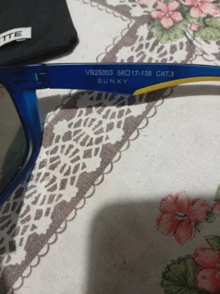 Gafas de sol Arnette azules, y polarizadas