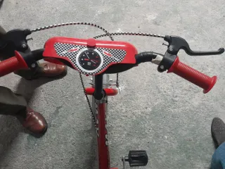 Bicicleta infantil roja MAX FORMULA