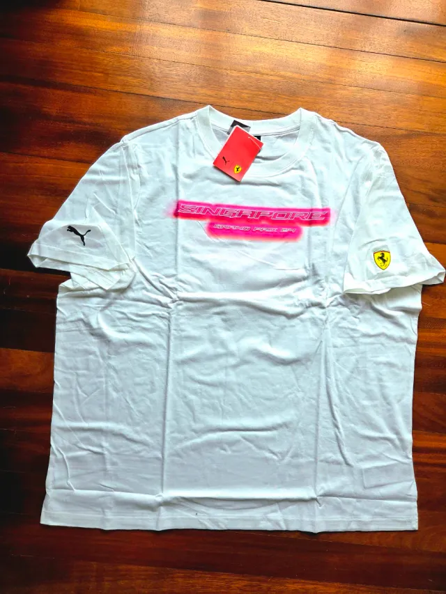 Camiseta Puma Ferrari F1 Singapore GP