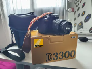 Cámara Nikon D3300 + Lente 18-55mm