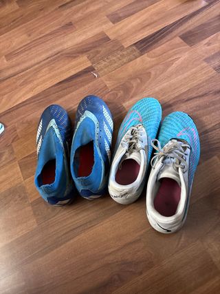 Botas de fútbol Nike y Adidas predator