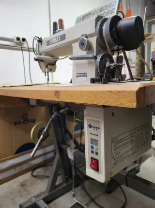 Máquina de coser industrial FOMAX