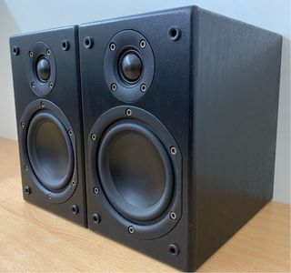 Altavoces Denon SC-M37