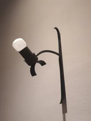 Apliques metálicos negros faroles