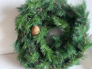 Corona de Navidad con piña