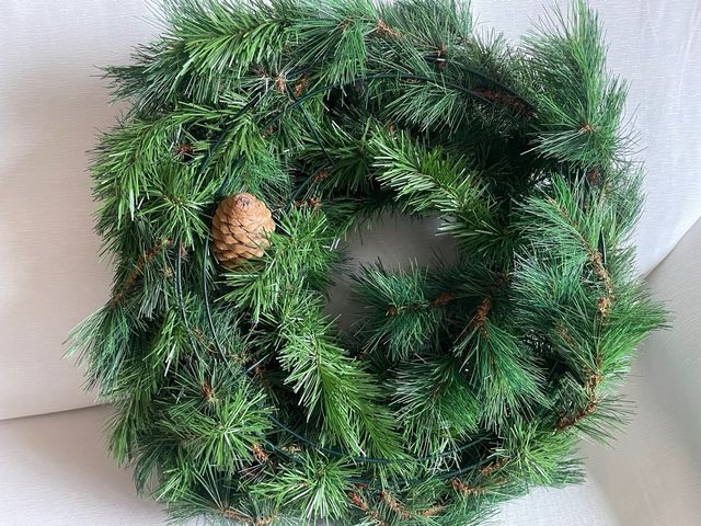 Corona de Navidad con piña