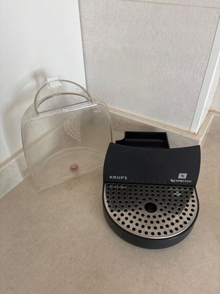 Depósito y bandeja Nespresso Krups