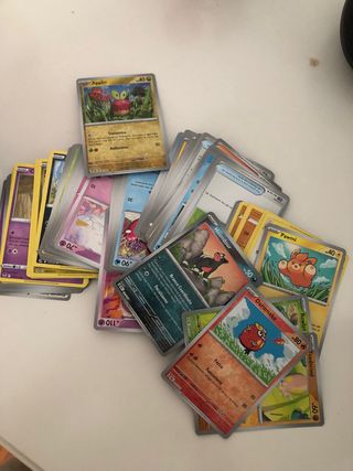 Lotto 100 carte Pokémon