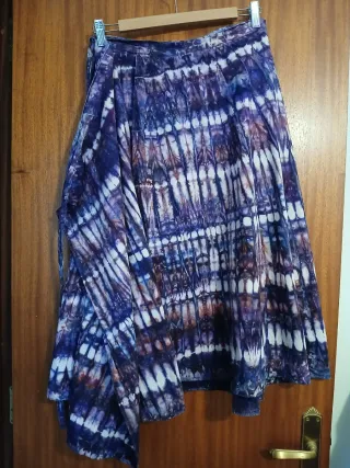 Falda midi tie-dye azul y morado