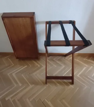 Mesa de madera de teca