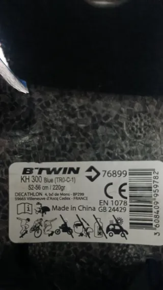 Casco de bicicleta azul